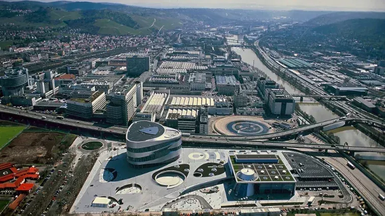 Außenansicht Daimler-Benz Untertürkheim